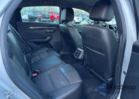 2017 Chevrolet Impala Lt z USA, uszkodzony, nr VIN 2G1105S37H9176465